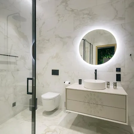 Apartmanhotel Luxury Smart In Old Town, Sleep On Haestens