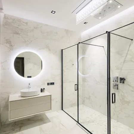 Aparthotel Presidential - Smart House System, Hastens Beds, Premium Location Vilnius