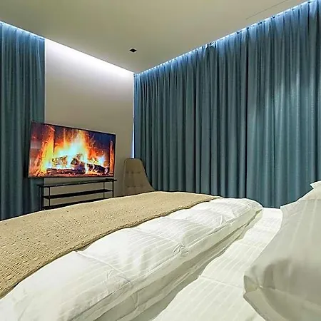 Апарт-готель Luxury Smart In Old Town, Sleep On Haestens