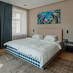Luxury Smart In Old Town, Sleep On Haestens Apartmanhotel 4*