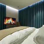 Luxury Smart In Old Town, Sleep On Haestens Apartmanhotel