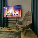 Apartmanhotel Luxury Smart In Old Town, Sleep On Haestens 4*