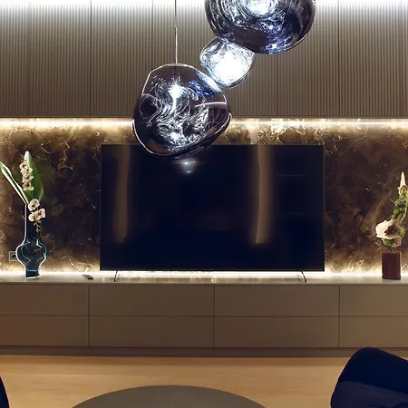 Presidential - The Location, Beds, Smart-house System And Interior Hotel apartamentowy