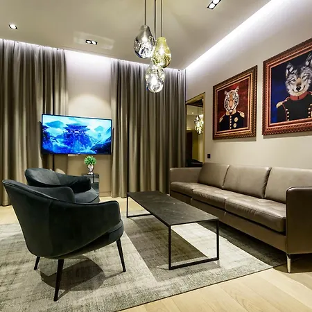 Presidential - The Location, Beds, Smart-house System And Interior Hotel apartamentowy