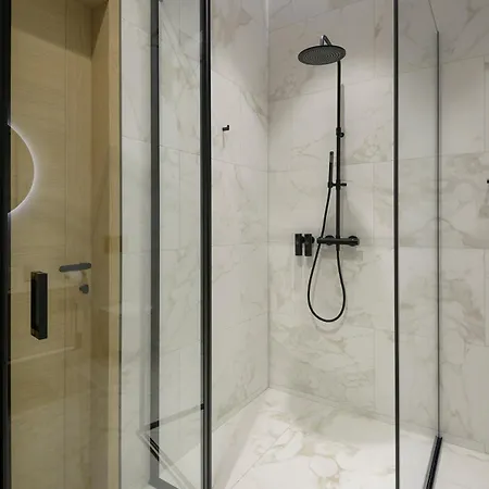 Hotel apartamentowy Presidential - The Location, Beds, Smart-house System And Interior *