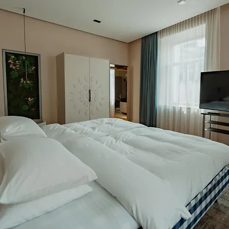 Presidential - The Location, Beds, Smart-house System And Interior *