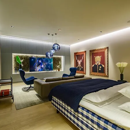 Hotel apartamentowy Presidential - The Location, Beds, Smart-house System And Interior *