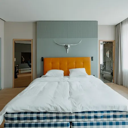 Presidential - The Location, Beds, Smart-house System And Interior