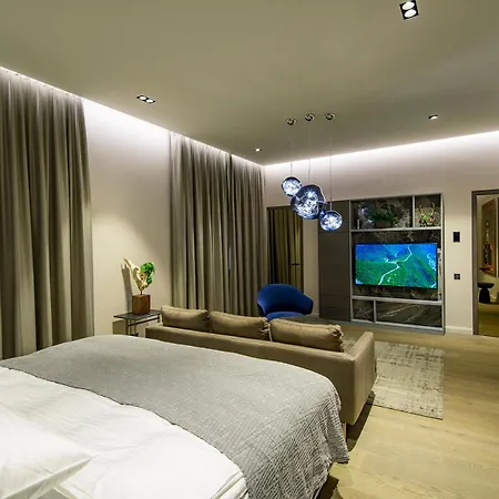 Presidential - The Location, Beds, Smart-house System And Interior Hotel apartamentowy