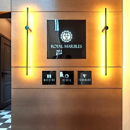 Hotel apartamentowy Presidential - The Location, Beds, Smart-house System And Interior *